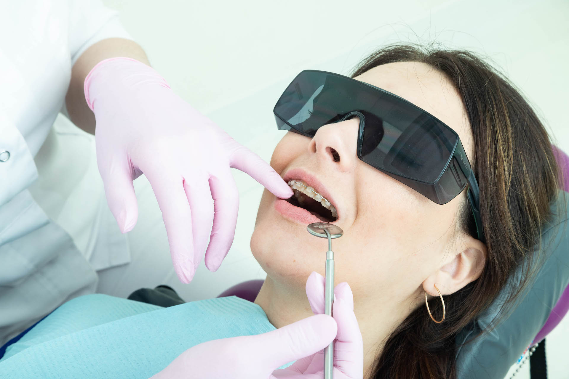 Приём у стоматолога-ортодонта